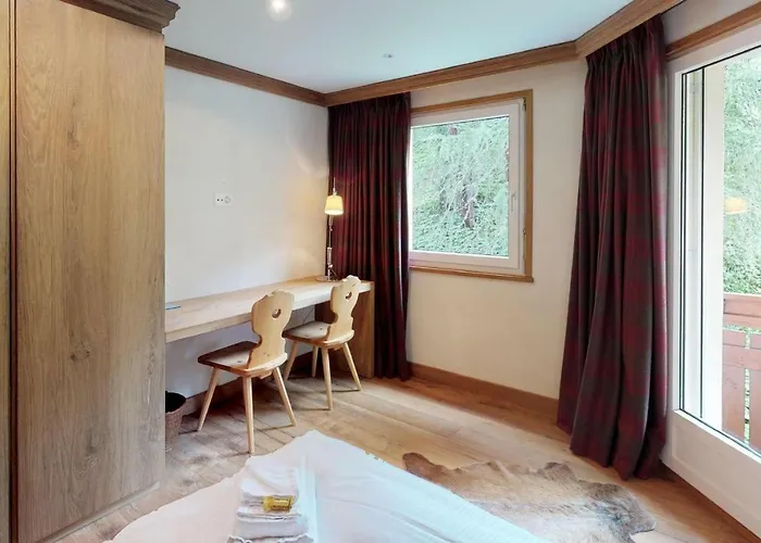 Ruinatsch 67 דירה