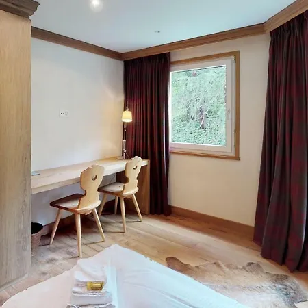 Ruinatsch 67 Apartment